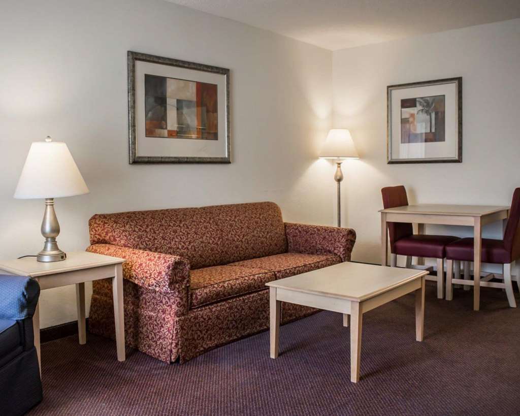 Quality Inn & Suites Brooksville I-75-Dade City Ridge Manor Zimmer foto